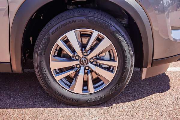 2023 Nissan Pathfinder Ti R53