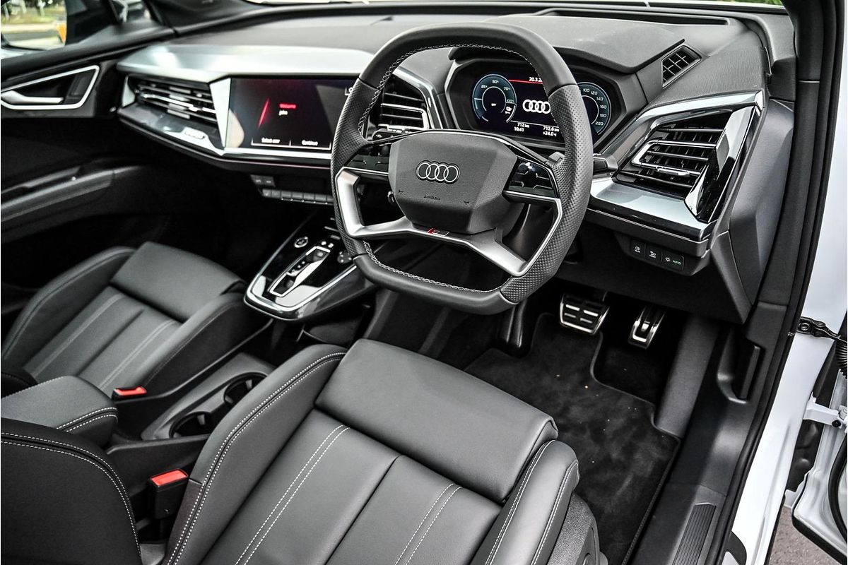 2024 Audi Q4 e-tron 55 F4