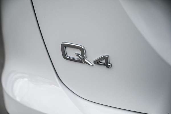 2024 Audi Q4 e-tron 55 F4