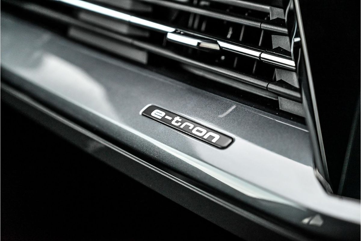 2024 Audi Q4 e-tron 55 F4