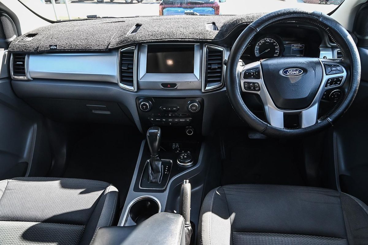 2017 Ford Everest Trend UA
