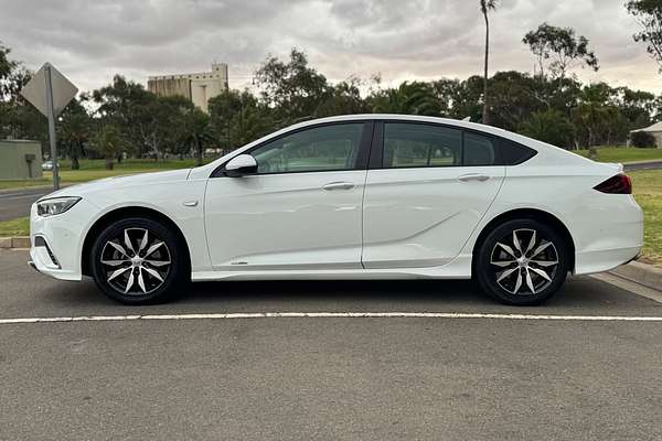 2020 Holden Commodore RS ZB