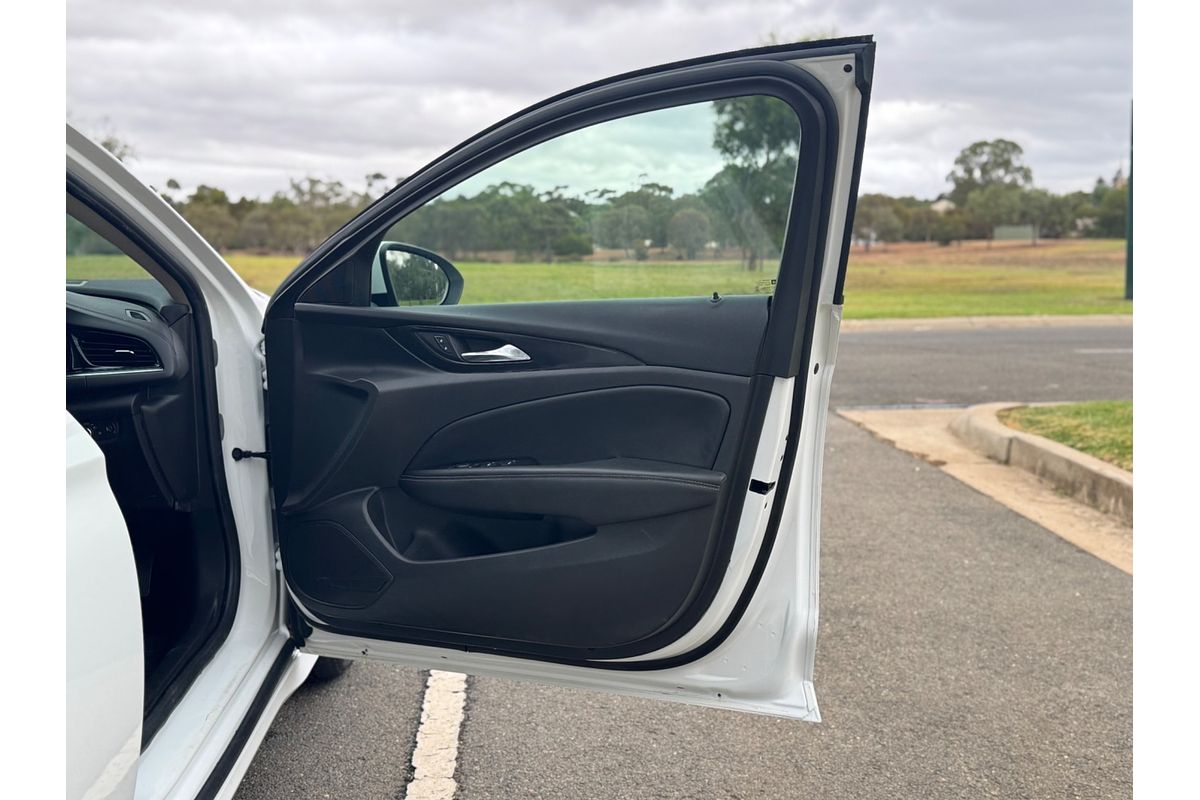 2020 Holden Commodore RS ZB