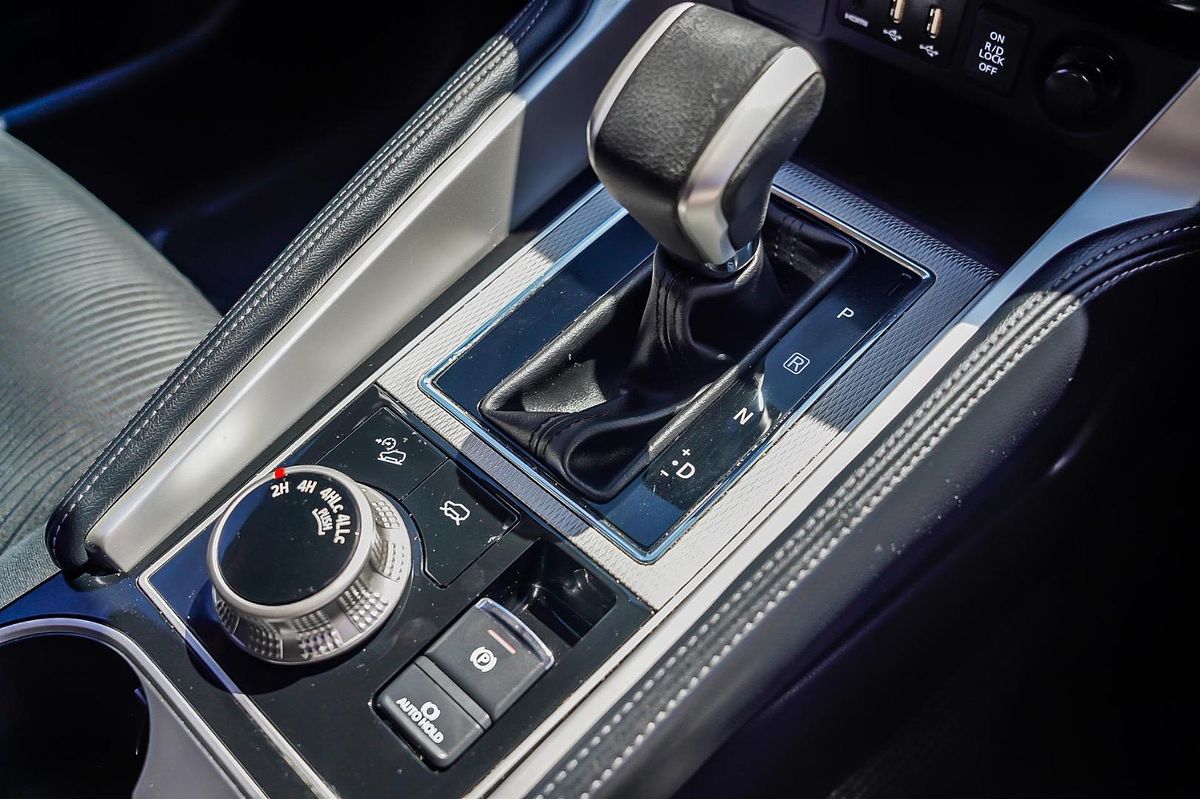 2023 Mitsubishi Pajero Sport GLS QF