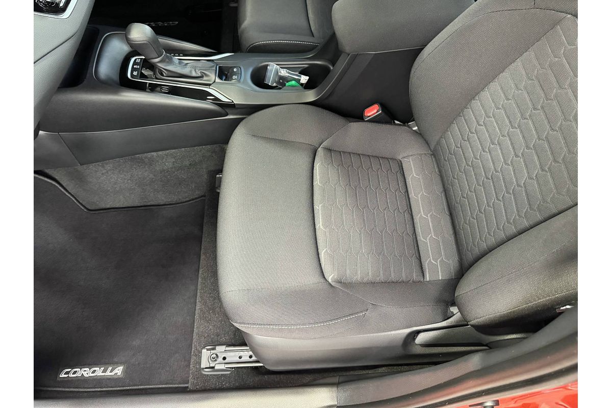 2024 Toyota COROLLA ASCENT SPORT