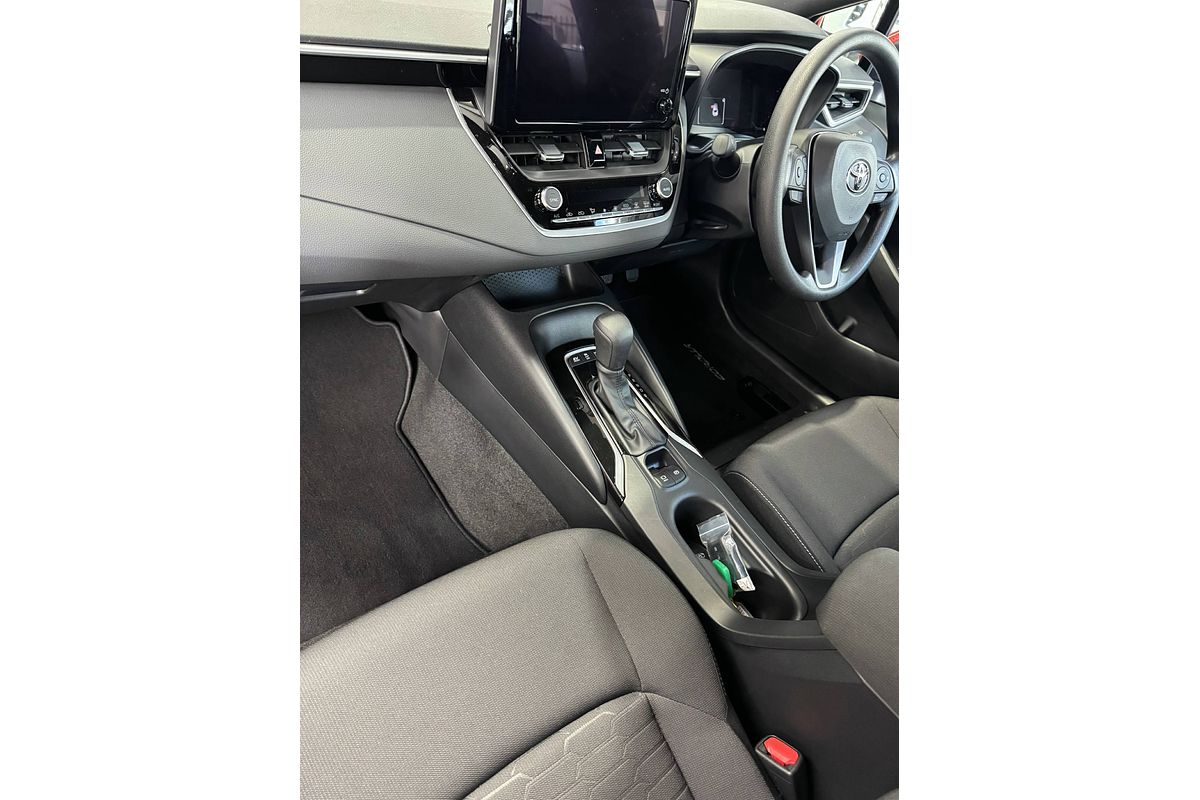 2024 Toyota COROLLA ASCENT SPORT