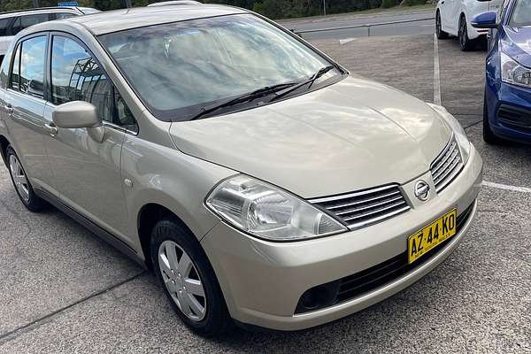 2008 Nissan Tiida ST C11