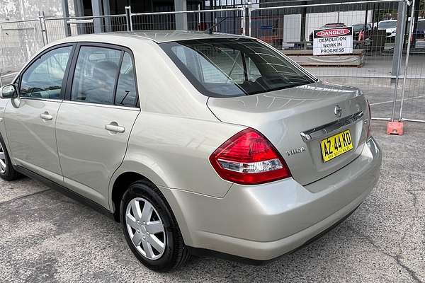 2008 Nissan Tiida ST C11