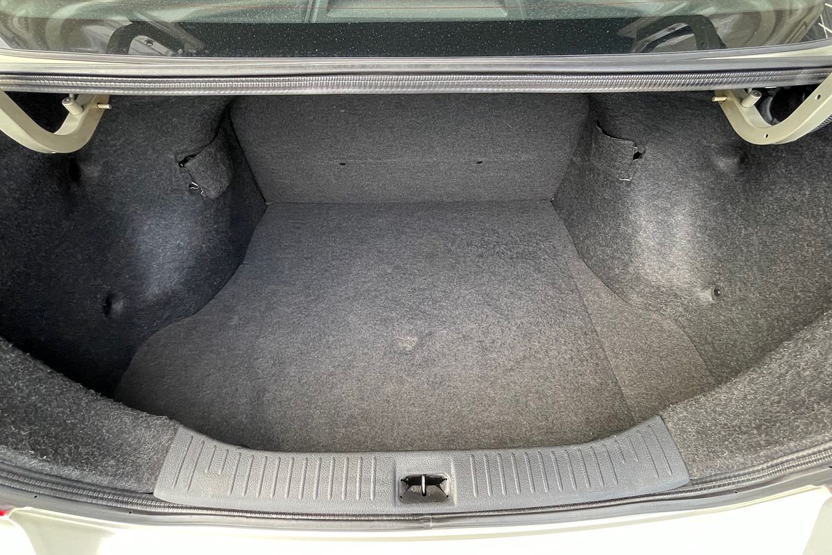 2008 Nissan Tiida ST C11