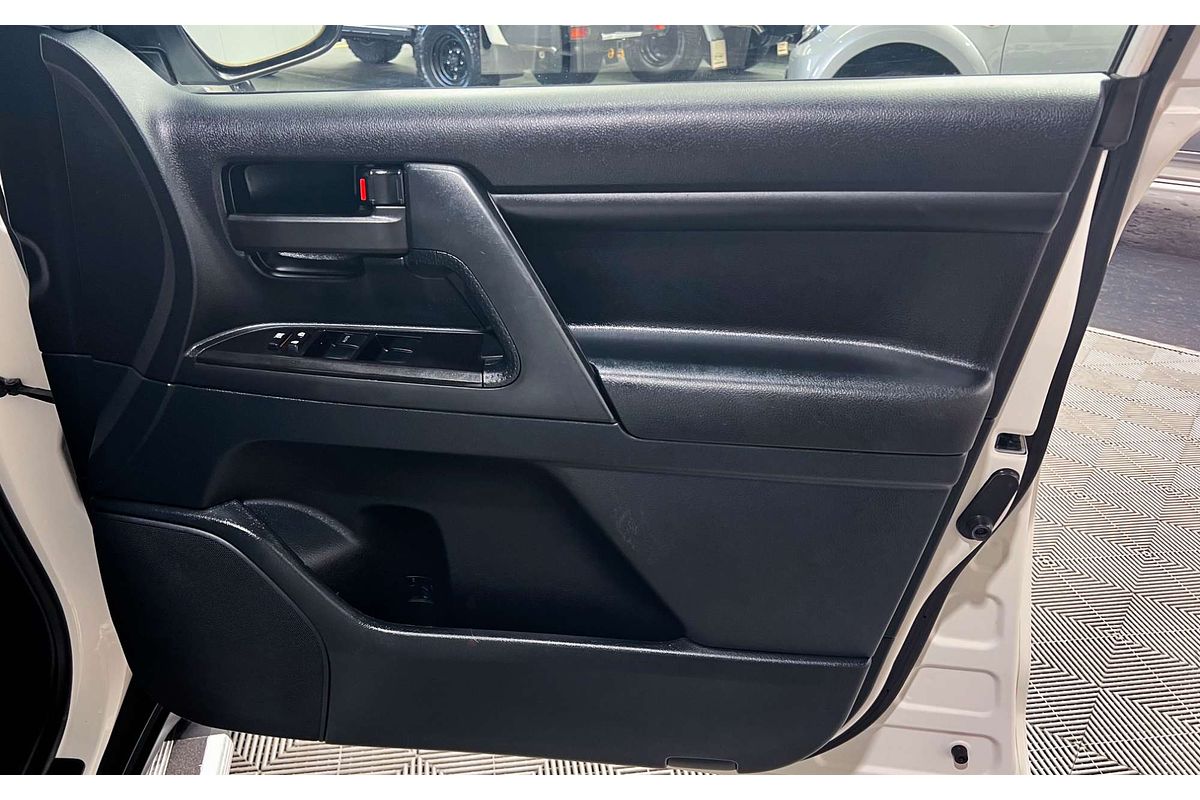 2020 Toyota Landcruiser GX VDJ200R
