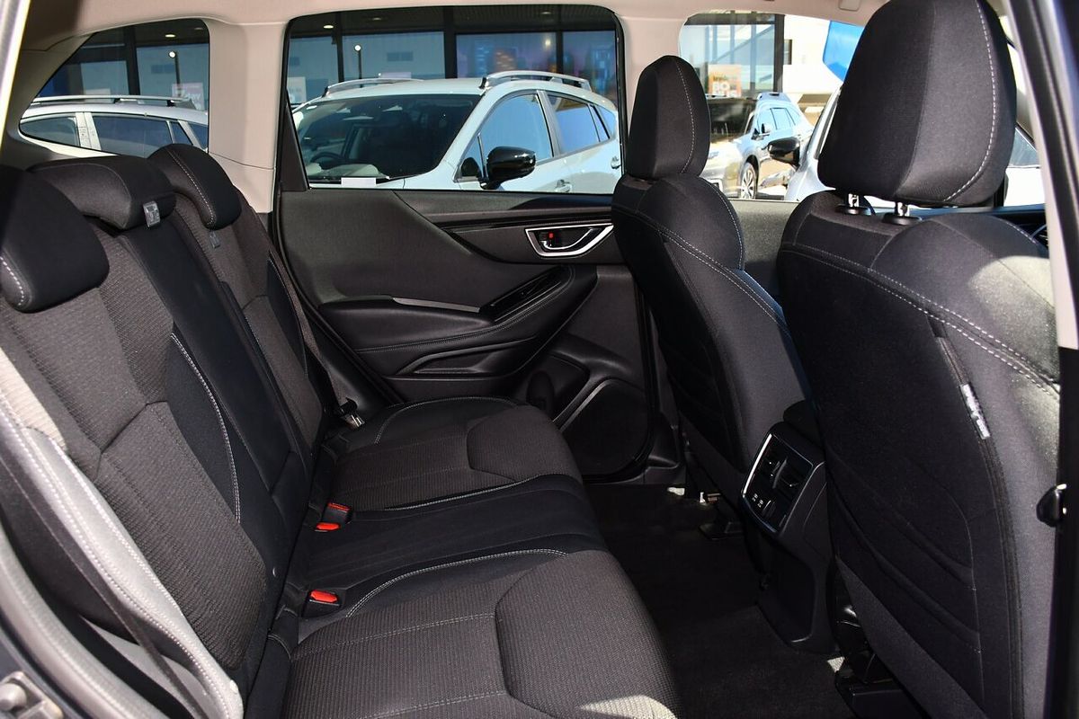2023 Subaru Forester 2.5i S5