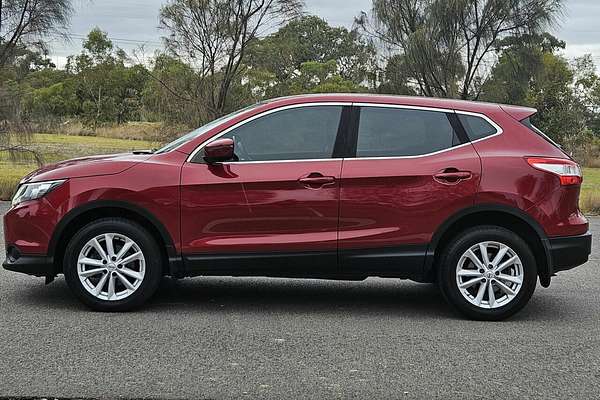 2015 Nissan Qashqai ST J11