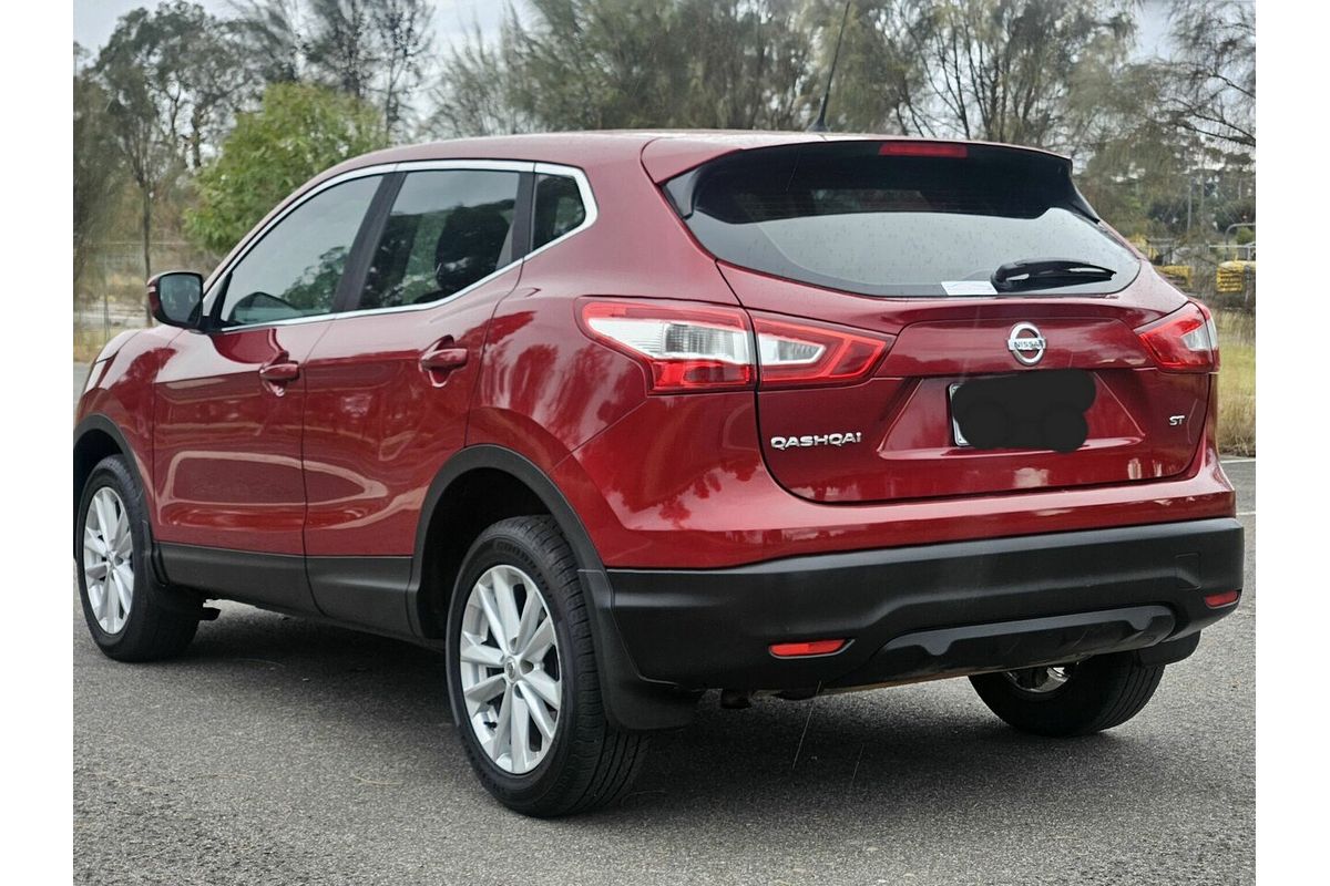 2015 Nissan Qashqai ST J11