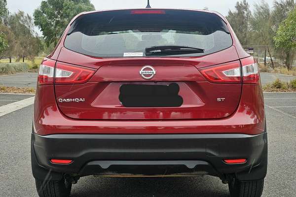 2015 Nissan Qashqai ST J11
