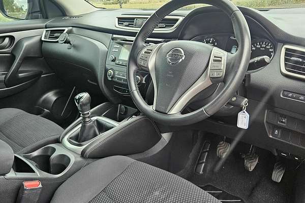 2015 Nissan Qashqai ST J11