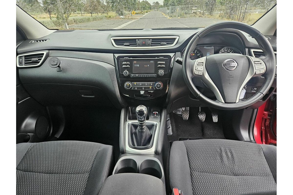 2015 Nissan Qashqai ST J11