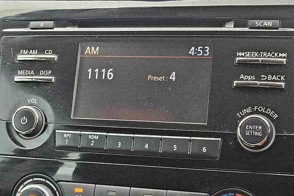 2015 Nissan Qashqai ST J11