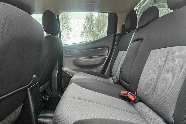 2016 Mitsubishi Triton GLX (4x4) MQ MY16 4X4
