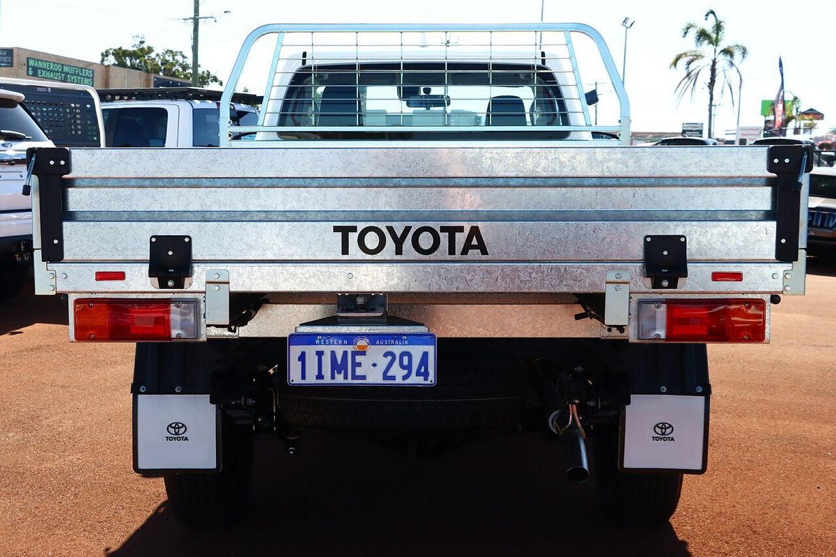 2024 Toyota Hilux SR GUN126R 4X4