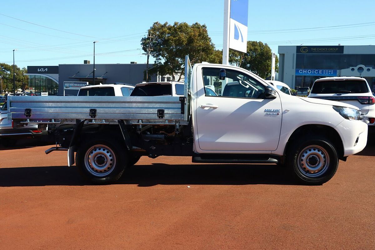 2024 Toyota Hilux SR GUN126R 4X4