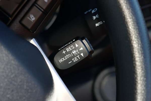 2024 Toyota Hilux SR GUN126R 4X4