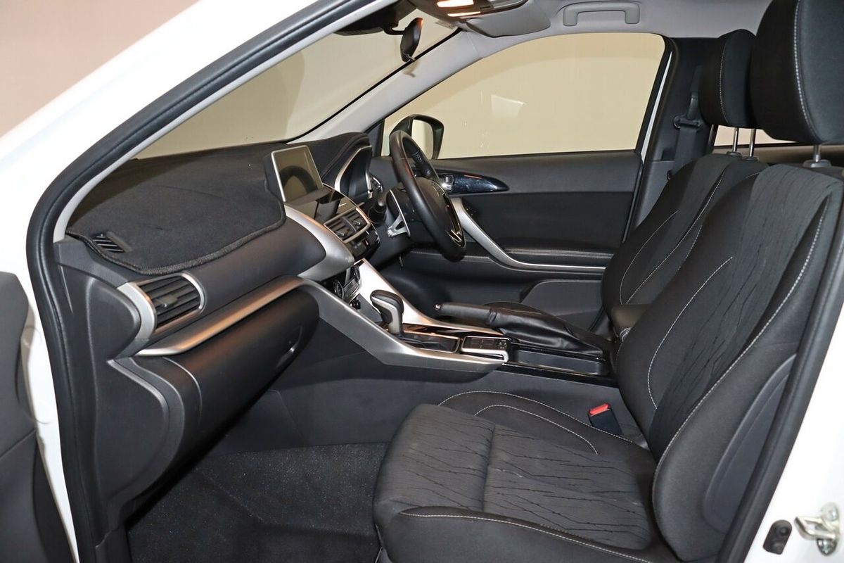 2020 Mitsubishi Eclipse Cross ES YA
