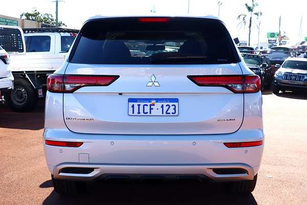 2024 Mitsubishi Outlander Exceed ZM