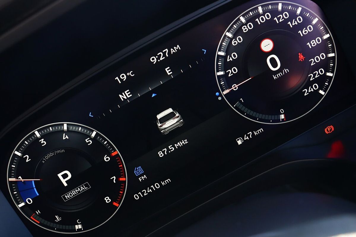 2024 Mitsubishi Outlander Exceed ZM