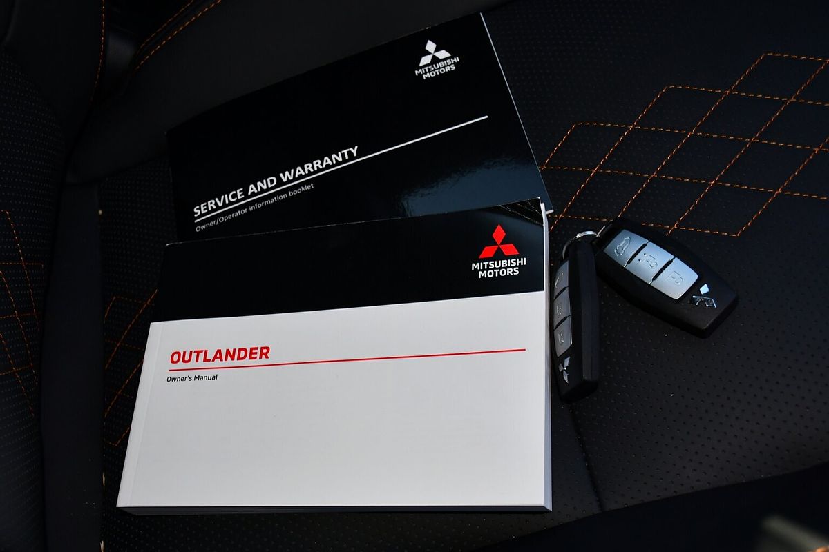 2024 Mitsubishi Outlander Exceed Tourer ZM