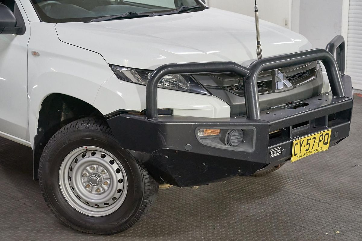 2020 Mitsubishi Triton GLX MR 4X4