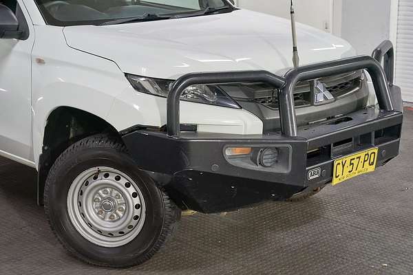 2020 Mitsubishi Triton GLX MR 4X4