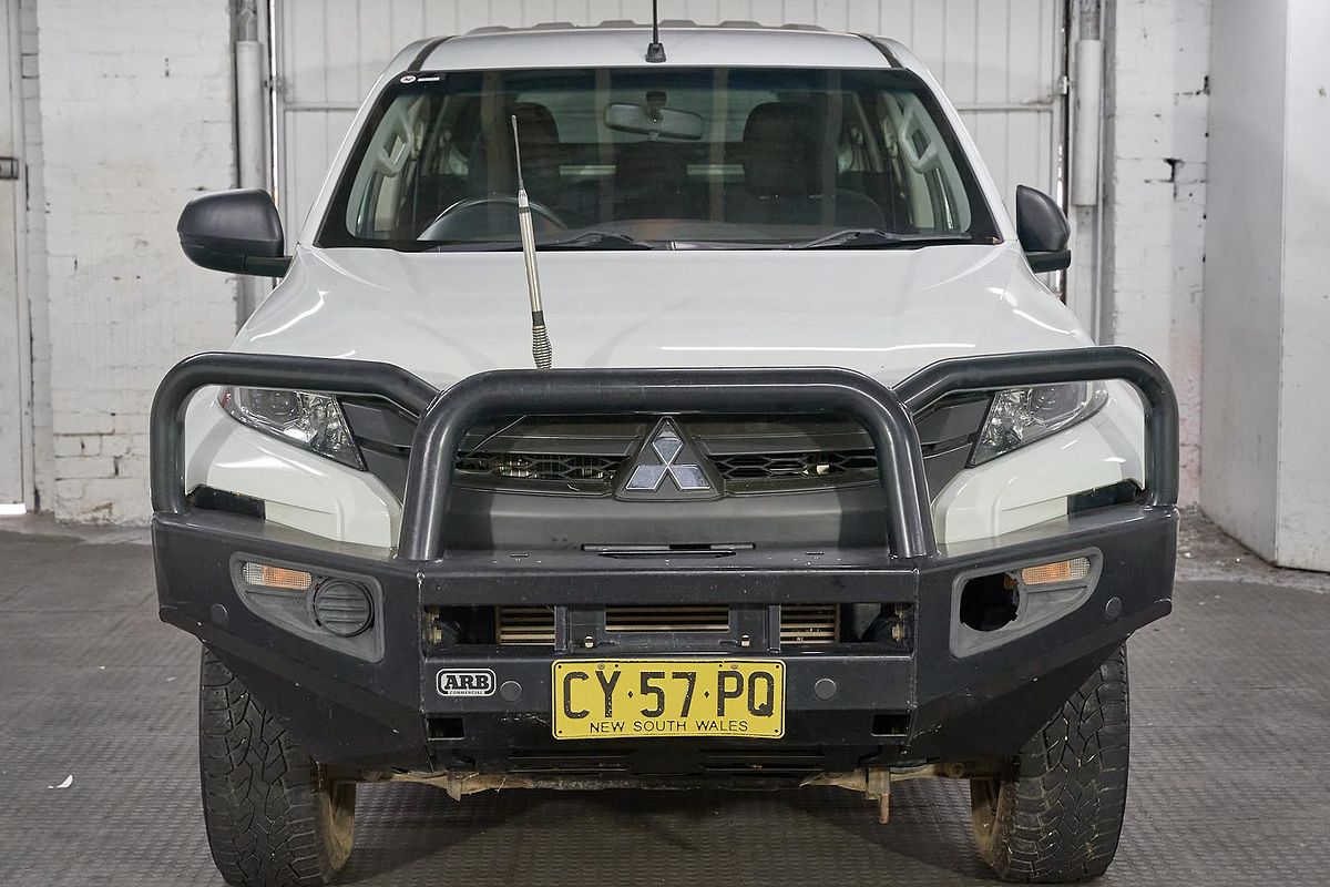 2020 Mitsubishi Triton GLX MR 4X4