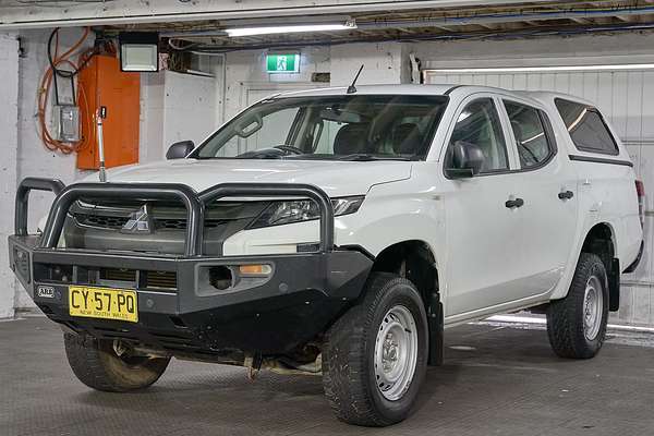 2020 Mitsubishi Triton GLX MR 4X4