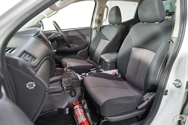 2020 Mitsubishi Triton GLX MR 4X4