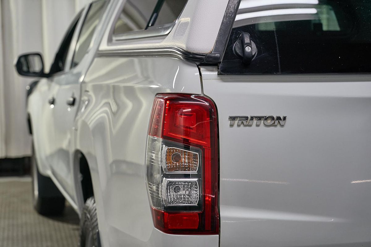 2020 Mitsubishi Triton GLX MR 4X4