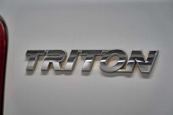 2020 Mitsubishi Triton GLX MR 4X4