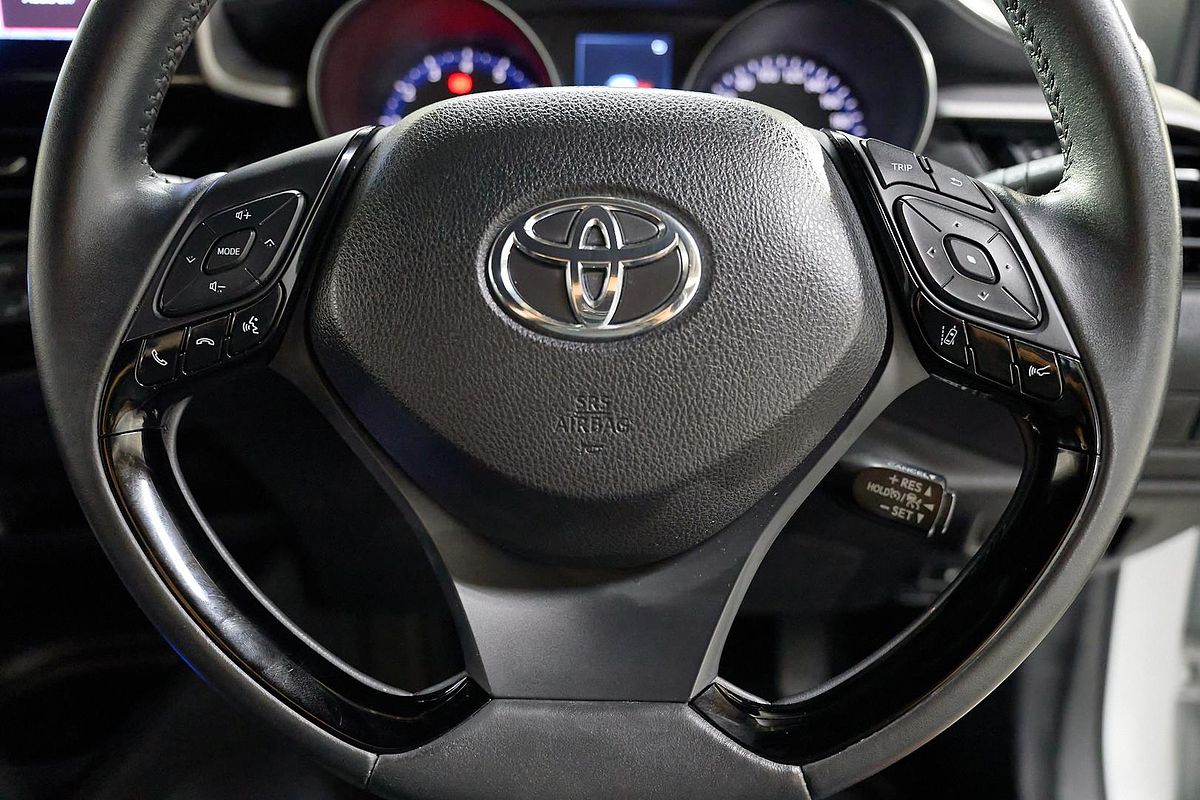 2023 Toyota C-HR GXL NGX10R