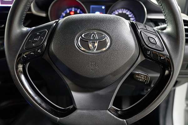 2023 Toyota C-HR GXL NGX10R