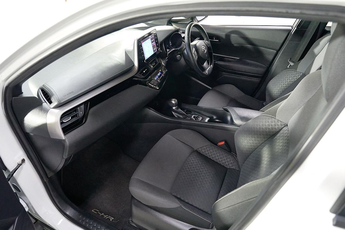 2023 Toyota C-HR GXL NGX10R