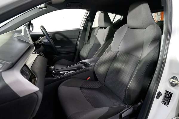 2023 Toyota C-HR GXL NGX10R