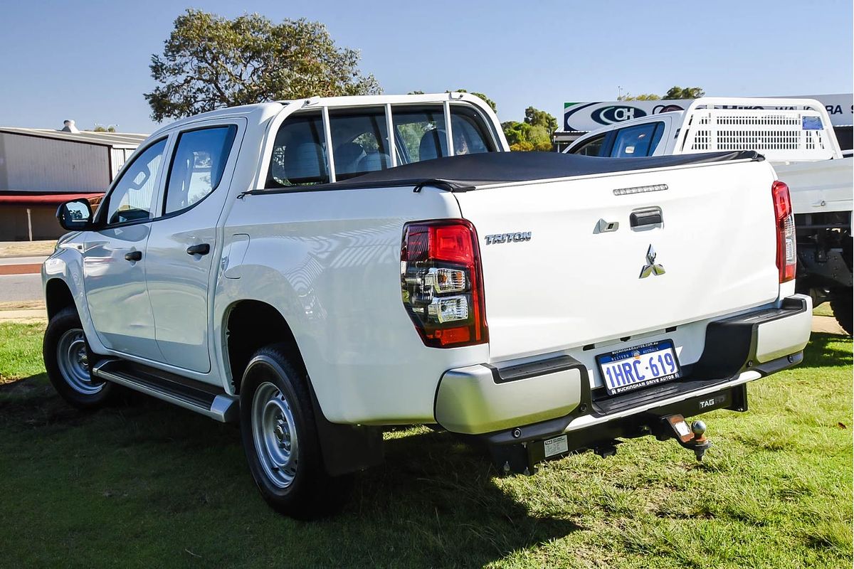 2022 Mitsubishi Triton GLX MR 4X4