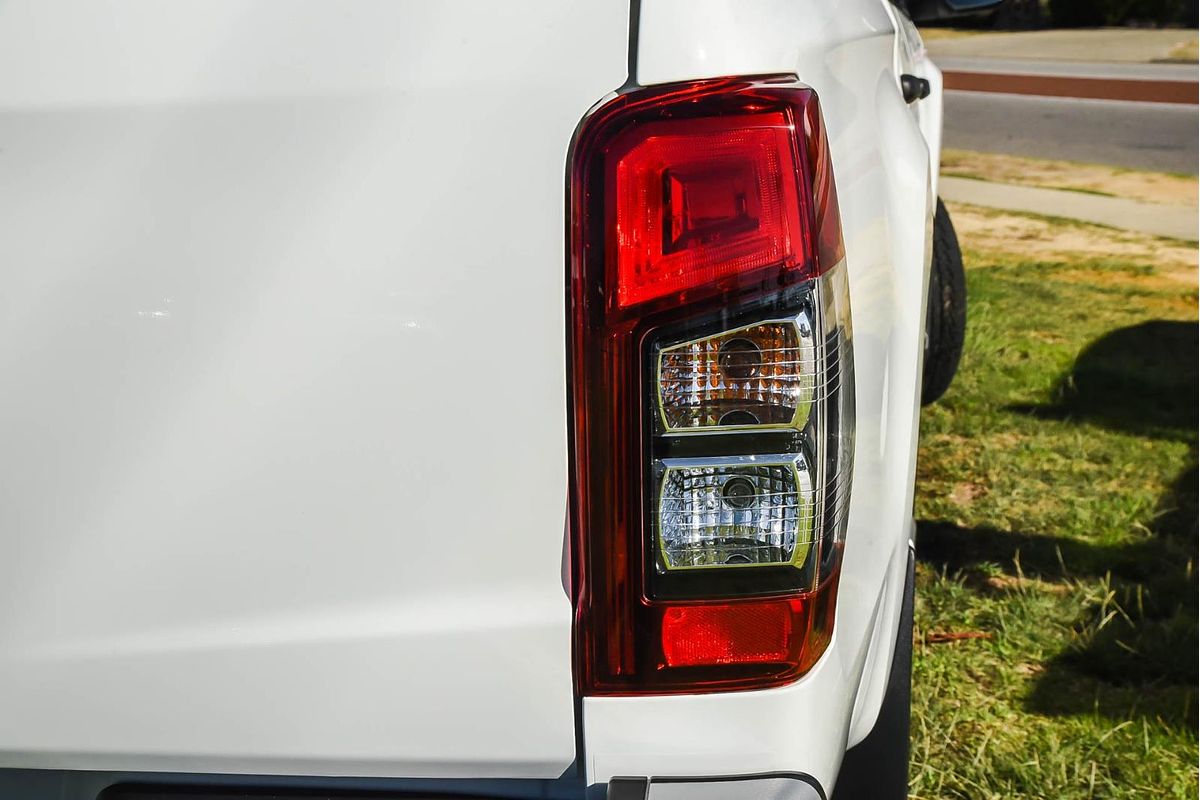 2022 Mitsubishi Triton GLX MR 4X4