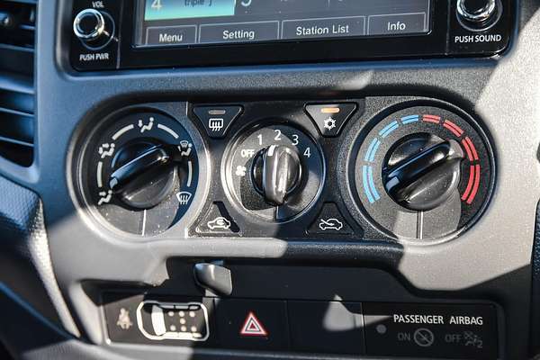 2022 Mitsubishi Triton GLX MR 4X4