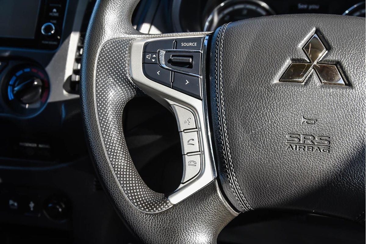 2022 Mitsubishi Triton GLX MR 4X4
