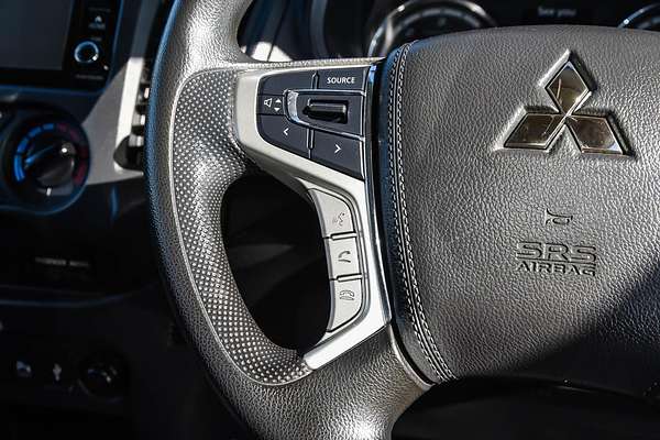 2022 Mitsubishi Triton GLX MR 4X4