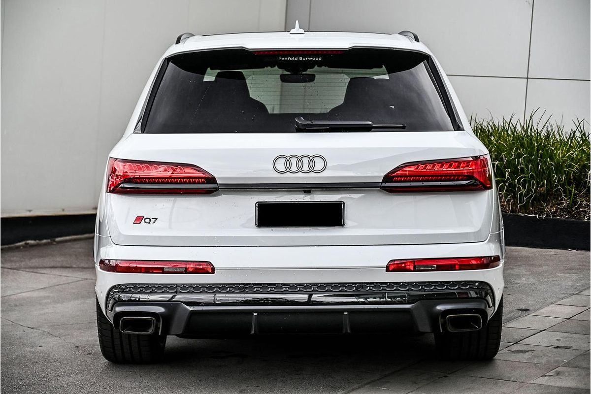 2024 Audi Q7 55 TFSI S line 4M