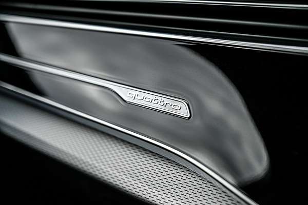 2024 Audi Q7 55 TFSI S line 4M