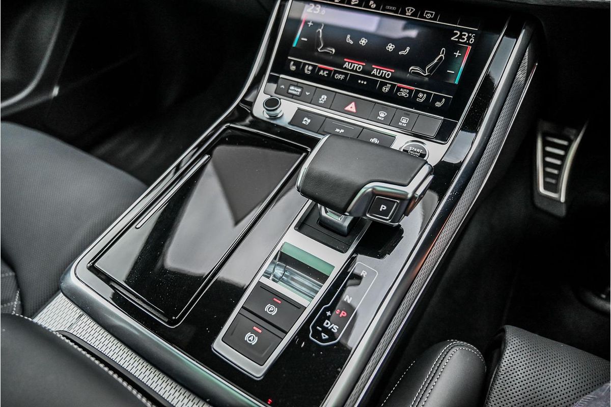 2024 Audi Q7 55 TFSI S line 4M
