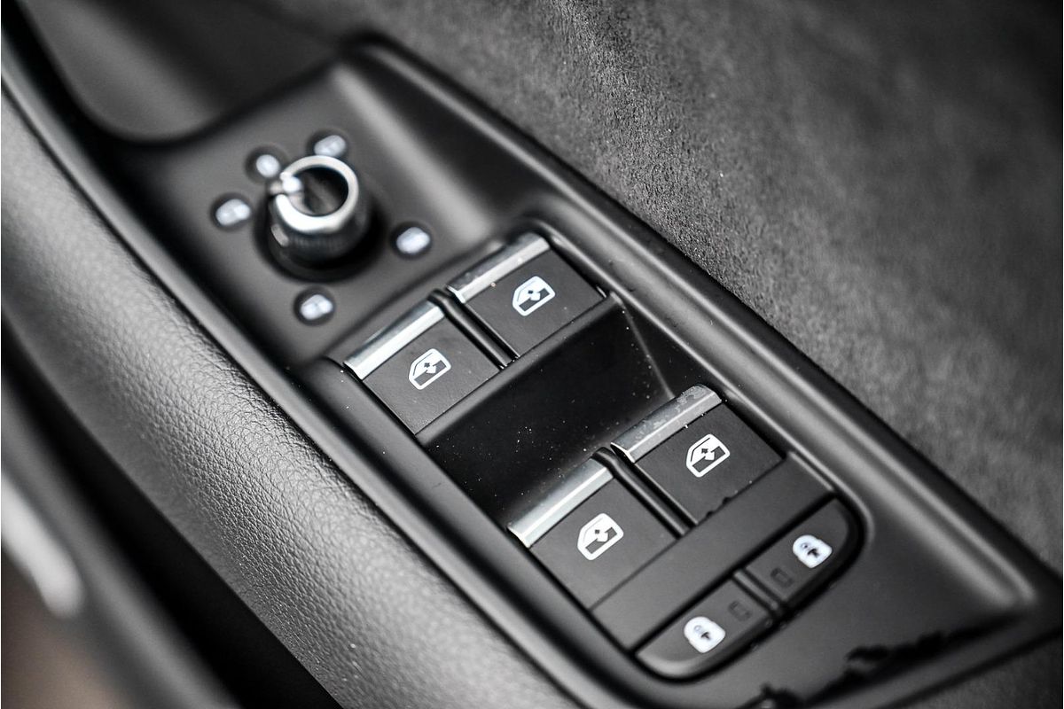2024 Audi Q7 55 TFSI S line 4M