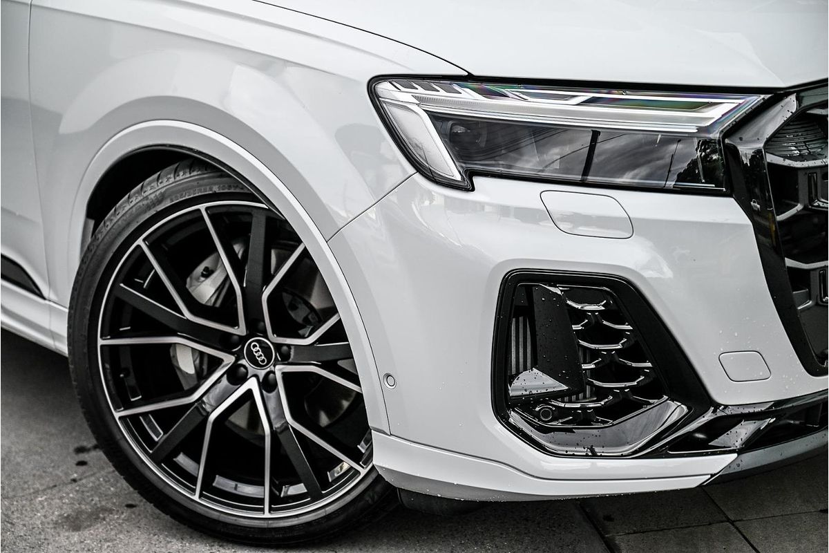 2024 Audi Q7 55 TFSI S line 4M
